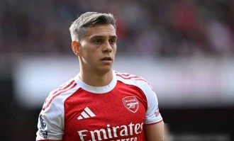 替补边锋成香饽饽，2200万报价引争议，阿尔特塔面临两难抉择