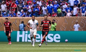 世俱杯3大欧冠冠军输球！南美球队踢疯了，4个小组第1