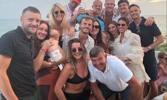 莱斯特城老友记！瓦尔迪与马奎尔、麦迪逊等人前往葡萄牙度假