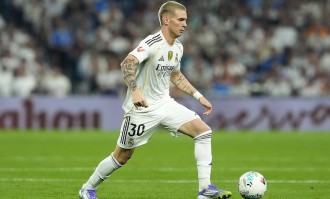 记者：马斯坦托诺为皇马出战欧冠不会有任何问题