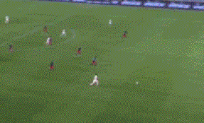 3-0，23岁意大利新星无敌单刀兜射，66岁萨里率意甲劲旅终结2连败