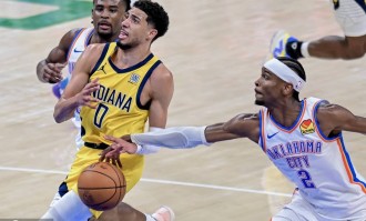 哈利伯顿绝杀亚历山大38分 步行者险胜雷霆总分1-0