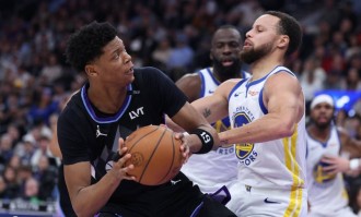 库里27分马尔卡宁18分 勇士大胜爵士