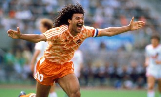 意甲历史最佳阵容发布！C罗落选！大罗齐达内上榜皮尔洛替补