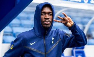 穆里尼奥的点名，28岁中场全能！意甲豪门受阻，费内巴切近在咫尺