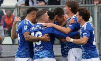 阿根廷新秀尼科-帕斯，能否继承梅西的衣钵？