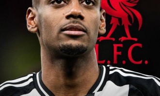 记者：利物浦正和伊萨克谈个人条款，内部在讨论潜在报价金额