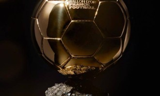 登贝莱荣膺金球奖实至名归，巴黎多人居前十，帕尔默第八引热议