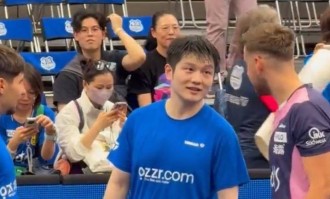 比赛失利仍吸粉！樊振东首秀德甲小城，小城因他掀起商业与文化热潮