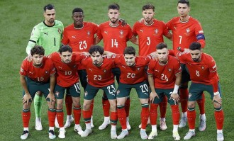 C罗3次率领葡萄牙登顶欧洲之巅 2026年能否夺得世界杯&amp;跻身球王