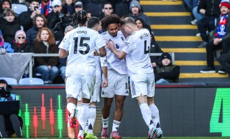 曼联如何签下亚当·沃顿：一个计划的详细解读