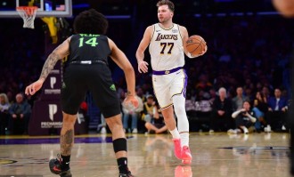 东契奇34+12+7老詹缺阵 湖人轻取鹈鹕收获7连胜