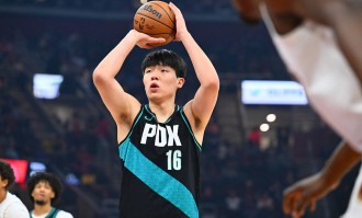 杨瀚森上5分钟送2分1板1助1帽 后三节枯坐板凳