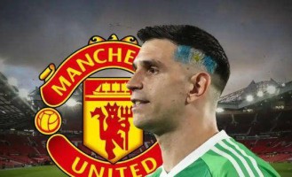 曼联欲签2000万门将大马丁内斯，奥纳纳或告别球队