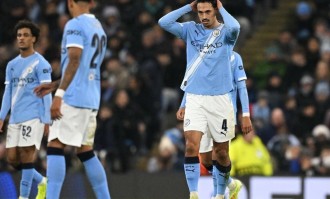 欧冠一夜！亚马尔低迷，巴萨完败切尔西，曼城托大翻车，尤文绝杀