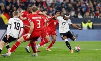 弗赖堡均衡阵容备受瞩目，法兰克福防线存隐忧