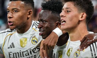 2-1逆转！皇马三连胜领跑西甲，阿隆索用人：更看重姆巴佩！