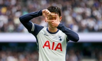 亚洲一哥正式告别热刺：低调自律铸就完美故事，欧联捧杯化茧成蝶