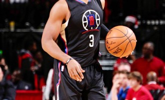 保罗此前效力快船6年 期间5次全明星5次最佳阵容