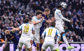 欧冠：马赛2比1逆转纽卡 奥巴梅扬梅开二度