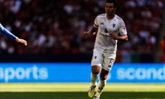 曼联迎战阿森纳最强阵容预测：如果签下本杰明·塞斯科