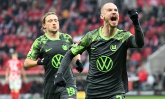 德甲争冠焦点战！多特蒙德主场迎战沃夫斯堡，黄黑军团能否巩固争冠席位？