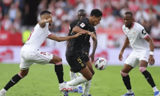 皇马巴萨先后一枝独秀摘得西甲冠军，本赛季