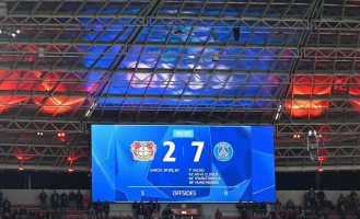 巴黎圣日耳曼客场大胜勒沃库森！恩里克：力争卫冕欧冠、夺得所有冠军！