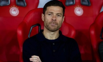 马卡：皇马近期比赛陷入混乱，阿隆索面临未完成的建队挑战