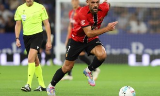 西班牙人对决瓦伦西亚：西甲赛场上演激烈对抗