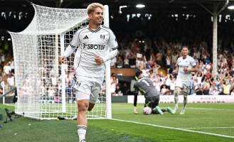 阿莫林死守三中卫害惨曼联！史密斯罗“德甲LOGO”绝平，枪手旧将梦回北伦敦