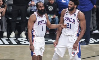 恩比德：哈登已经不跟我说话了 这真的很难受