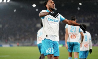 4-0，36岁奥巴梅杨1球2助，格林伍德1球，法甲第3横扫欧冠4冠王