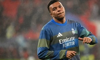 银河战舰的孤胆英雄：36球救不了皇马，姆巴佩的呐喊为何如此刺耳？