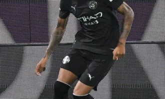 曼城签约多纳鲁马：3500万欧的背后，年薪千万的实力与决心