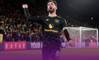 双引擎发力4-1大胜狼队，曼联升至第6：阿莫林终于是露出笑容