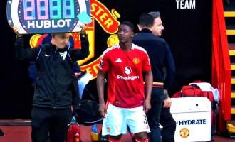 阿莫林欲改造曼联新帝星！B费留队恐影响中场重建，沙特争抢其心仪铁腰