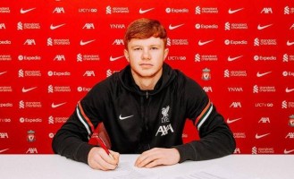 斯蒂芬森：回到利物浦和老将训练感觉很好 乔-戈麦斯指导我踢中卫