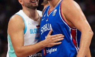 热身赛-约老师10分东契奇17+7 塞尔维亚大胜斯洛文尼亚