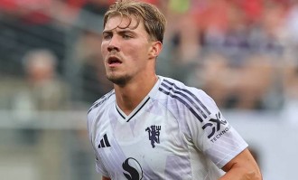 曼联欲半价抛售霍伊伦德，莱比锡射手成为头号替代者