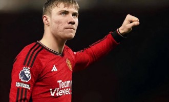 曼联冲击欧洲转会市场，重伤旧将为球队带来4000万巨款