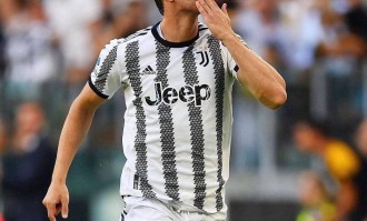 巴萨与AC米兰争夺弗拉霍维奇 意甲金靴选择前往沙特，薪水高达五倍