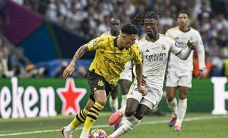 多特犹豫是否签回桑乔，曼联转会困境令其难以脱手