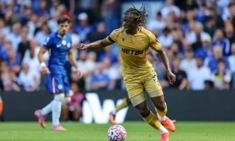 阿森纳压哨截胡埃泽，北伦敦德比再添新剧情