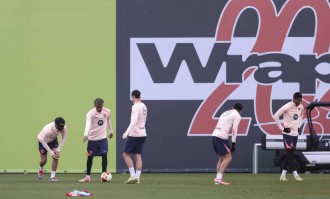 特尔施特根的坚守与挑战：他在巴萨的未来何去何从