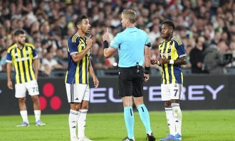 欧冠：费内巴切主场强势，费耶诺德晋级堪忧？费内巴切VS费耶诺德