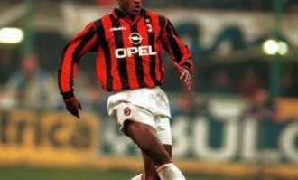 欧冠历史十大中卫评选：马队居首，范迪克上榜，水爷第三