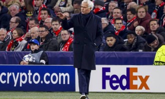 菜鸡互啄本菲卡送阿贾克斯全败 穆帅拿下首胜再放厥词