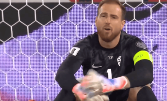 奥布拉克太绝望：3次被攻破球门，曼联超级新援哑火：6场0进球