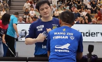 一单丢两分！有谁注意到小胖输球后队友的表情？德甲联赛真来对了